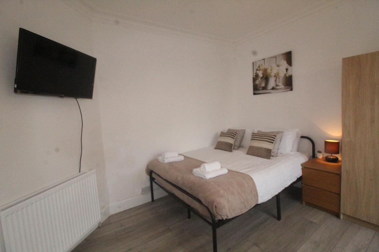 Dinnington House Dinnington By Smart Corporate Stays Екстер'єр фото