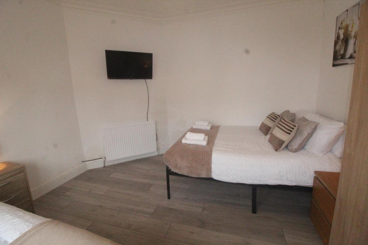 Dinnington House Dinnington By Smart Corporate Stays Екстер'єр фото
