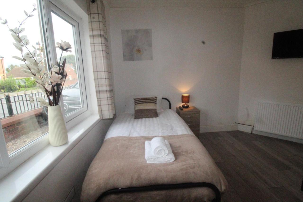 Dinnington House Dinnington By Smart Corporate Stays Екстер'єр фото