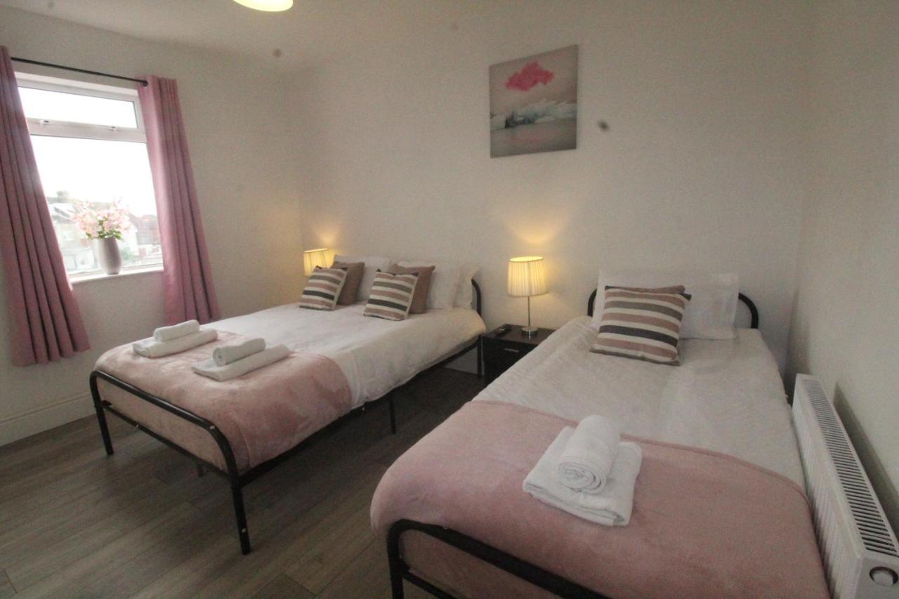 Dinnington House Dinnington By Smart Corporate Stays Екстер'єр фото